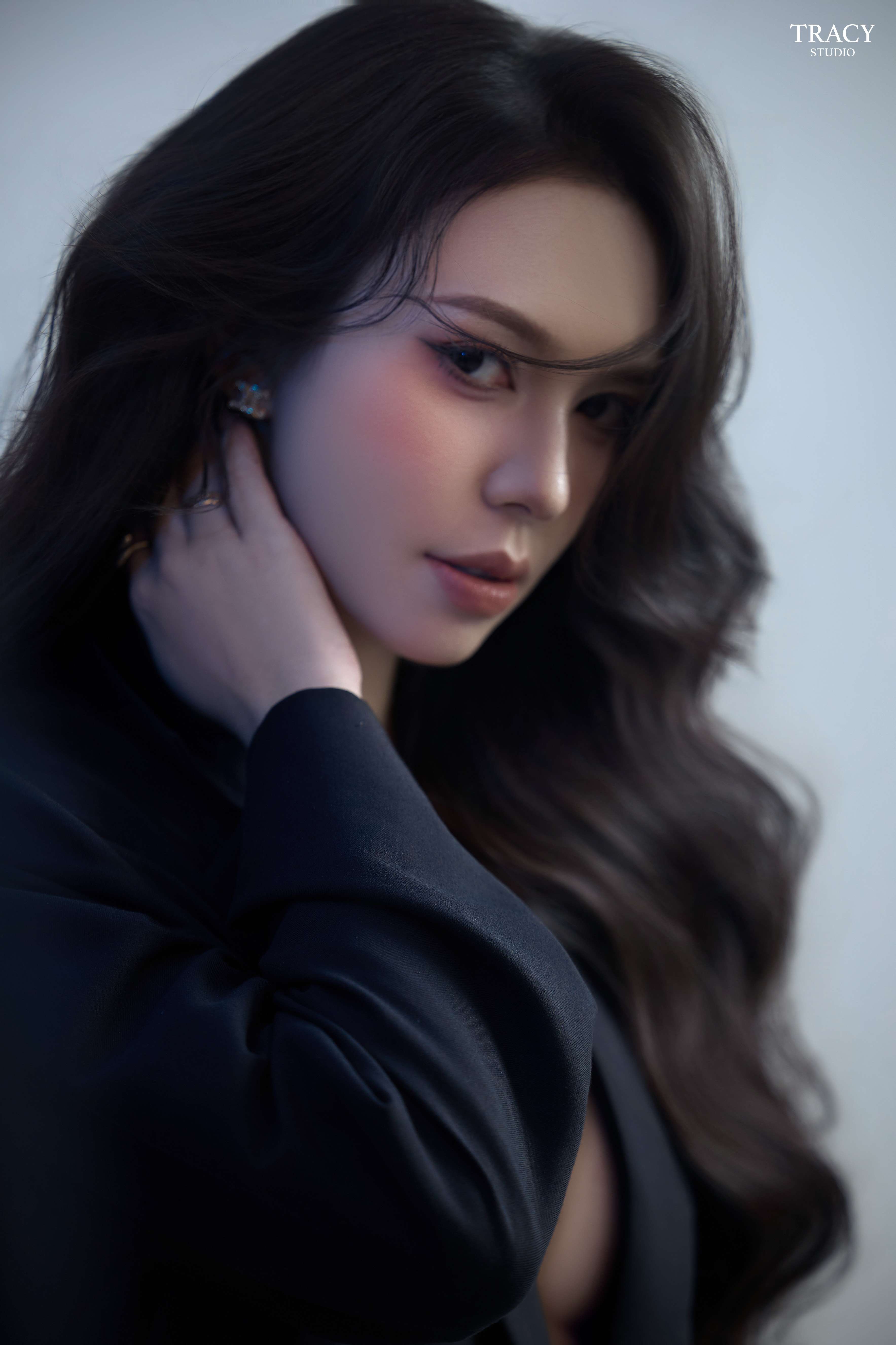frontend/img/gallery/concept-cool-ngau-slay/tracy-studio-chup-dien-vien-Nhat-Ha (5).jpg